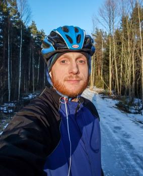 Skäggrapport och lite solskenscykling Skäggrapport och lite solskenscykling